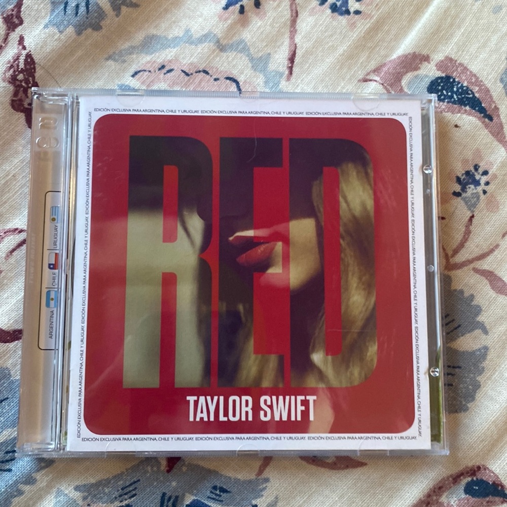 taylor swift Red Latin America version